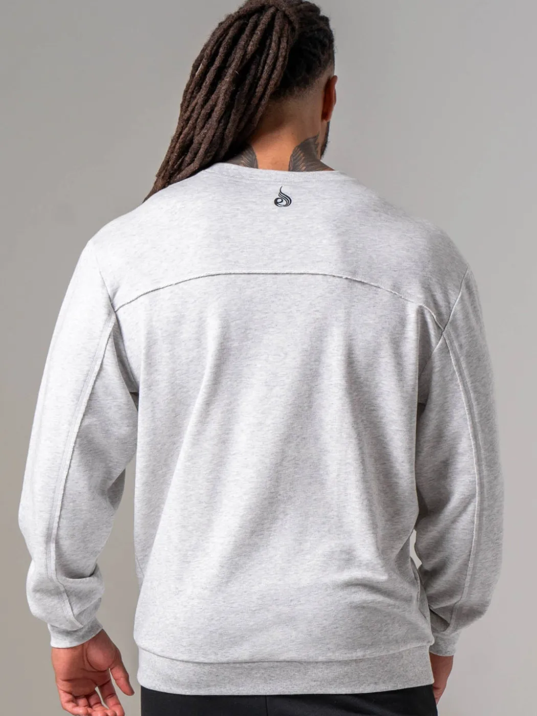 Dynamic Pullover