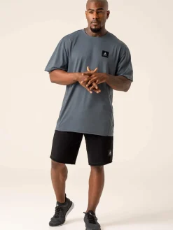 Dynamic Track Short