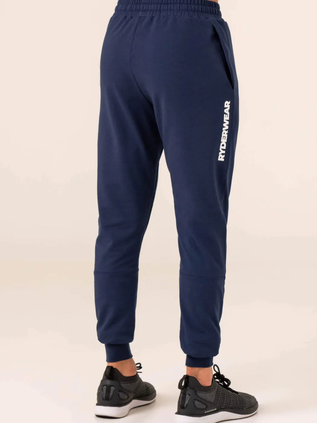 Emerge Track Pant