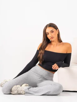Ribbed Off Shoulder Long Sleeve Top