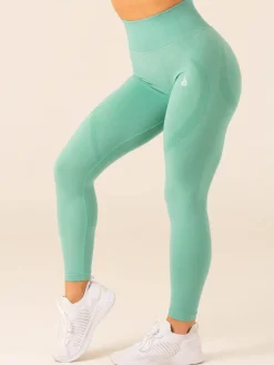 Staples Seamless Leggings