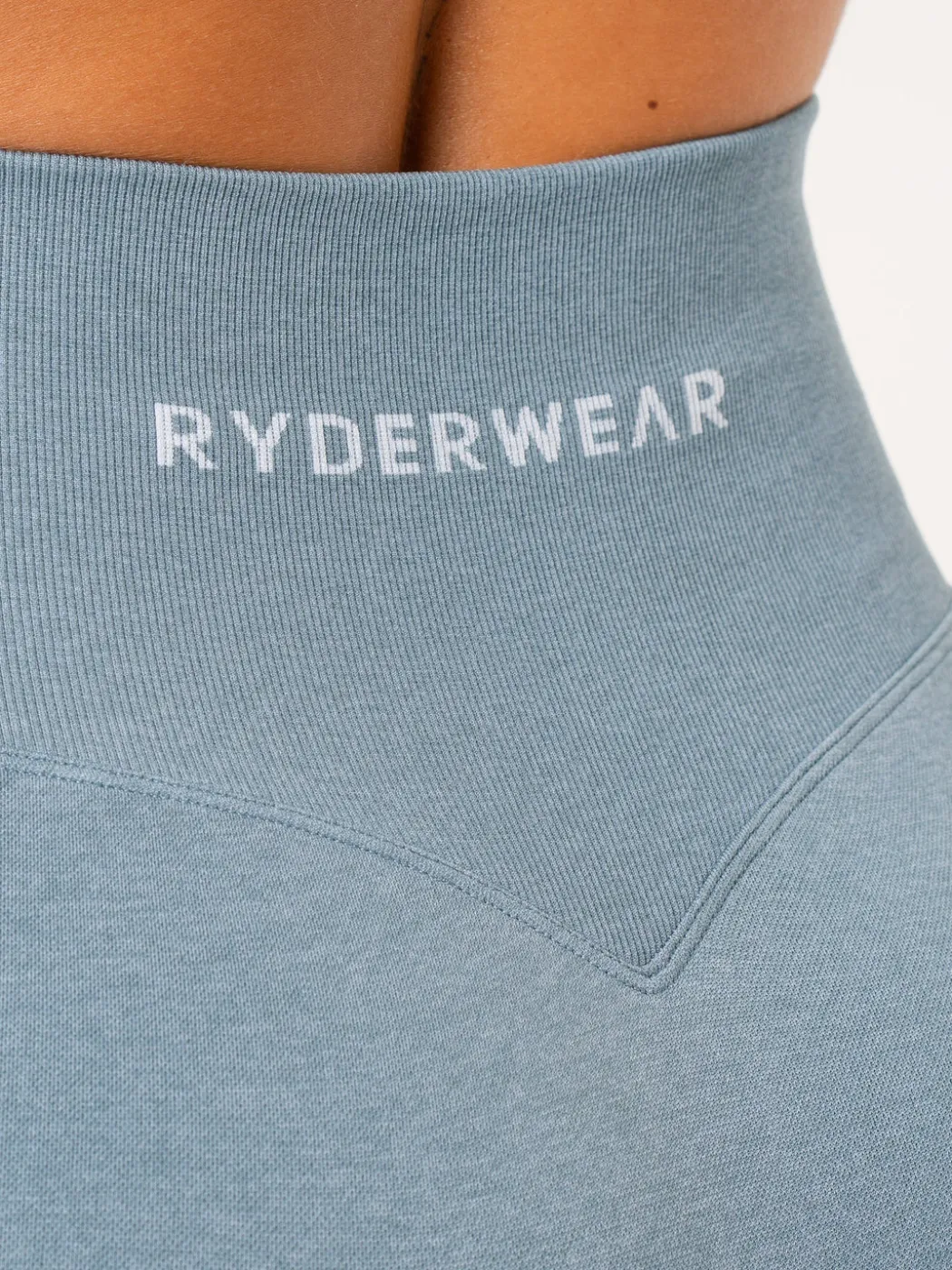 Staples Seamless Shorts